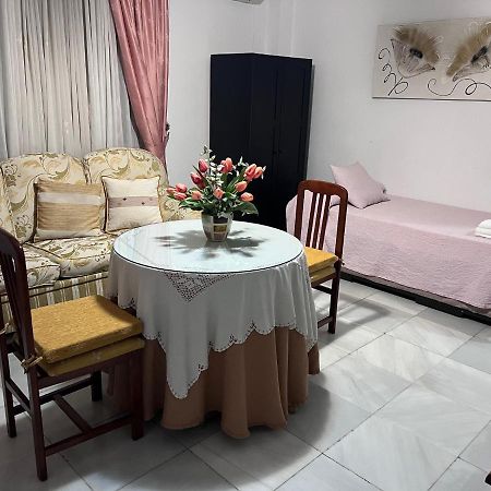 Alojamientos Maria 1 Seville Ngoại thất bức ảnh